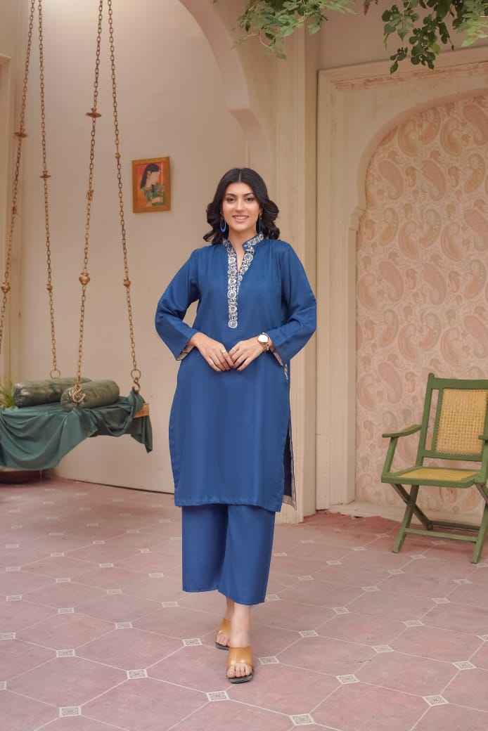 Dhanak Embroidery Flapper with Pockets - Stitched 2 pc - Sunflare.pk