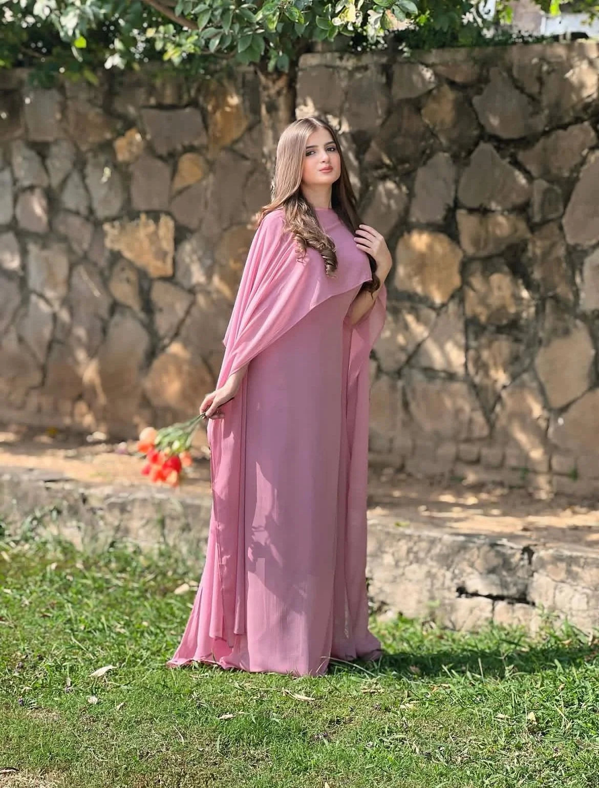 Cape Maxi – Elegant Chiffon Long Dress