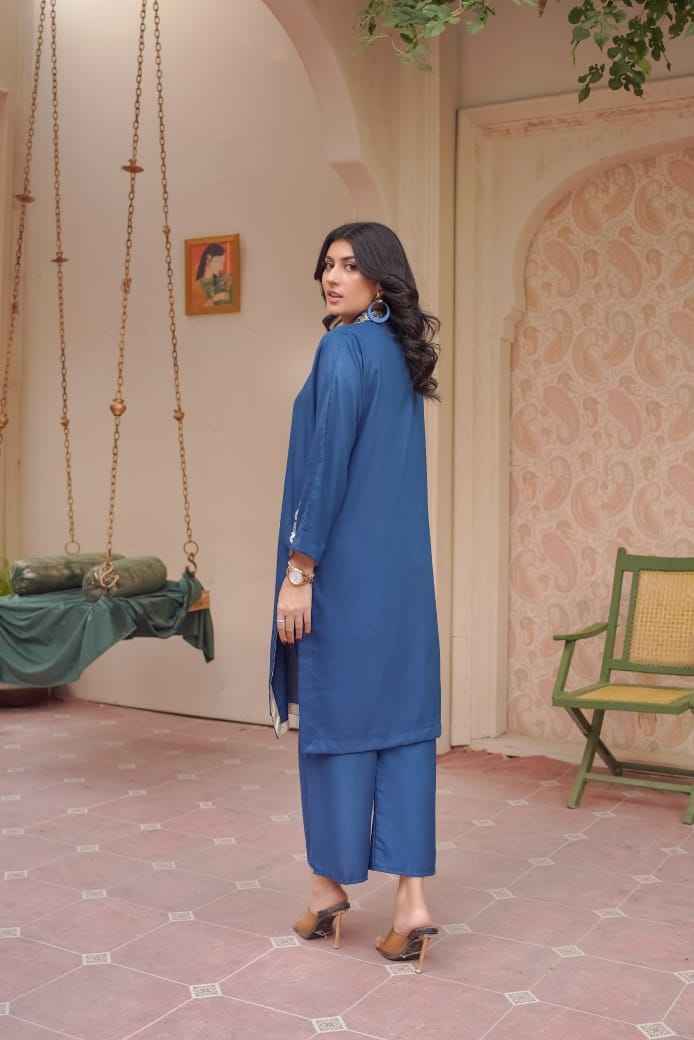 Dhanak Embroidery Flapper with Pockets - Stitched 2 pc - Sunflare.pk