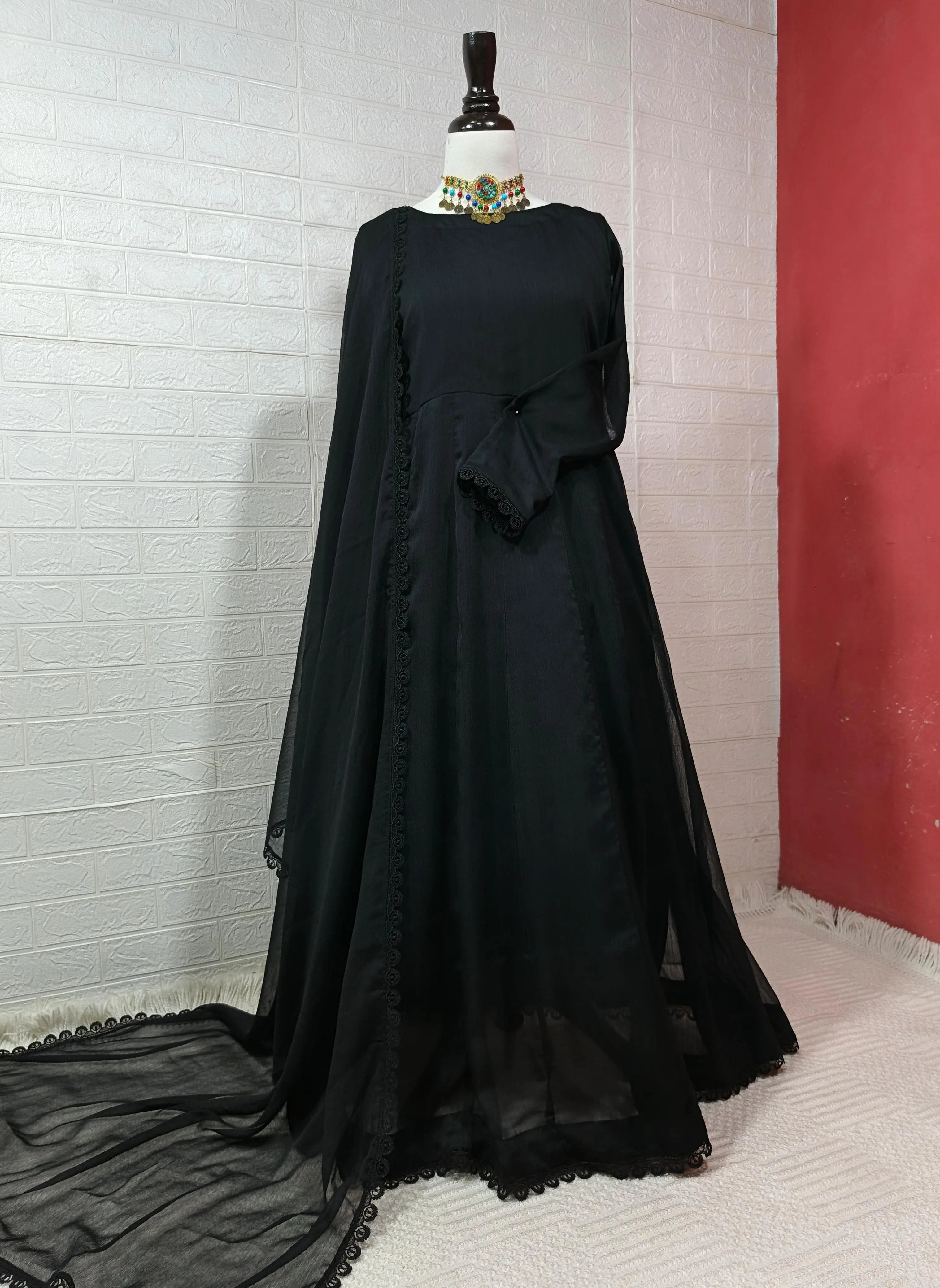 Mahrosh – Chiffon Formal Maxi Dress with Dupatta