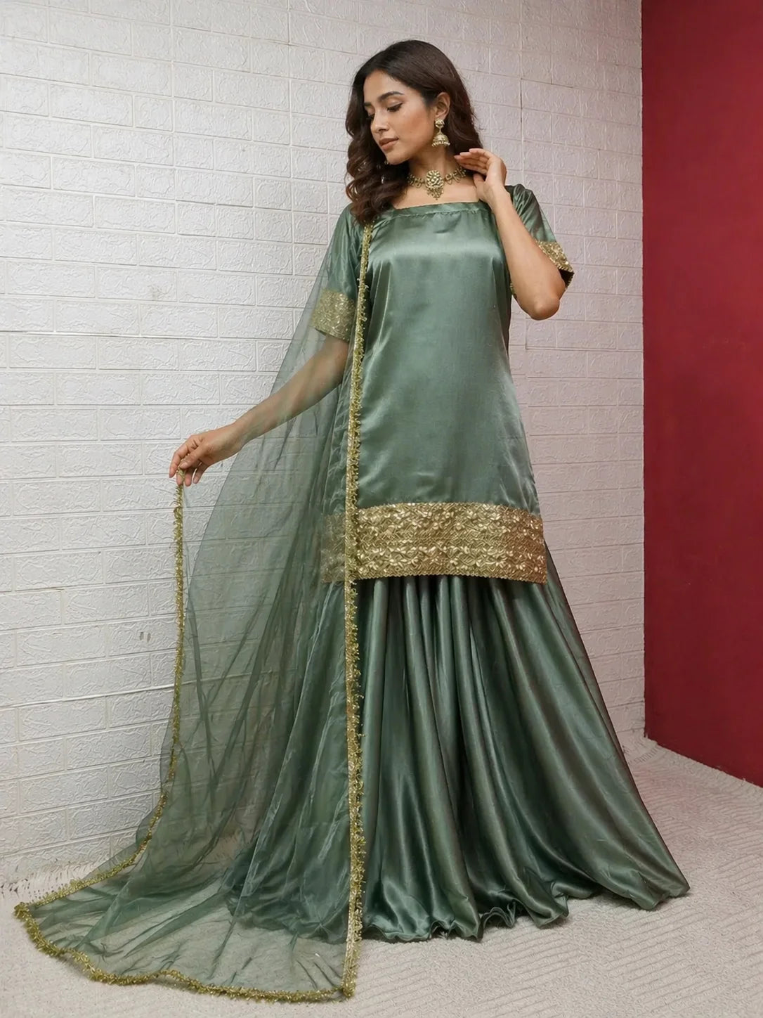 Elegant Russian Silk 3PC Plazo Set with Kundan Lace & Organza Dupatta