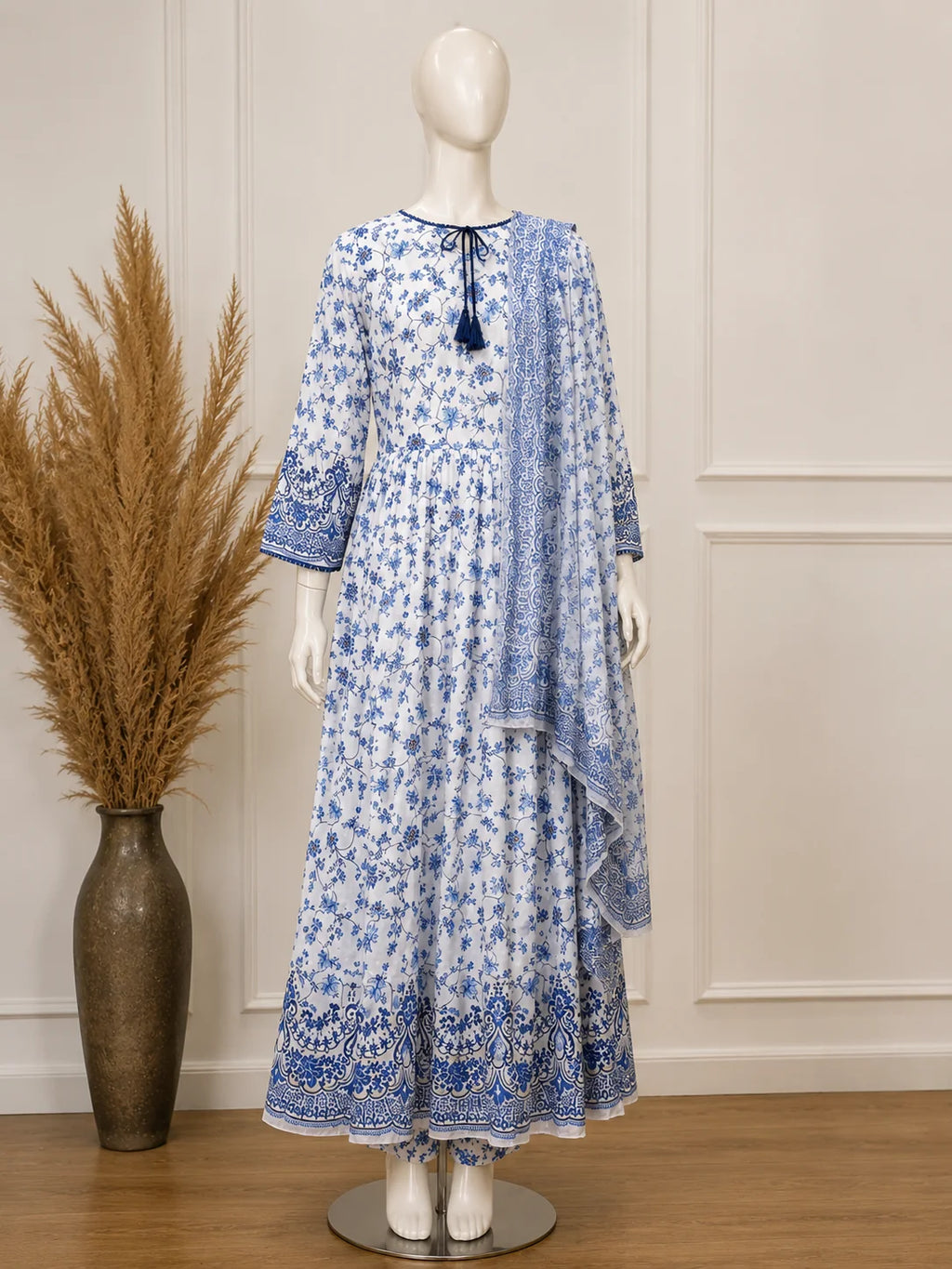 Hania Blue Floral Printed Maxi – 3PC Stitched