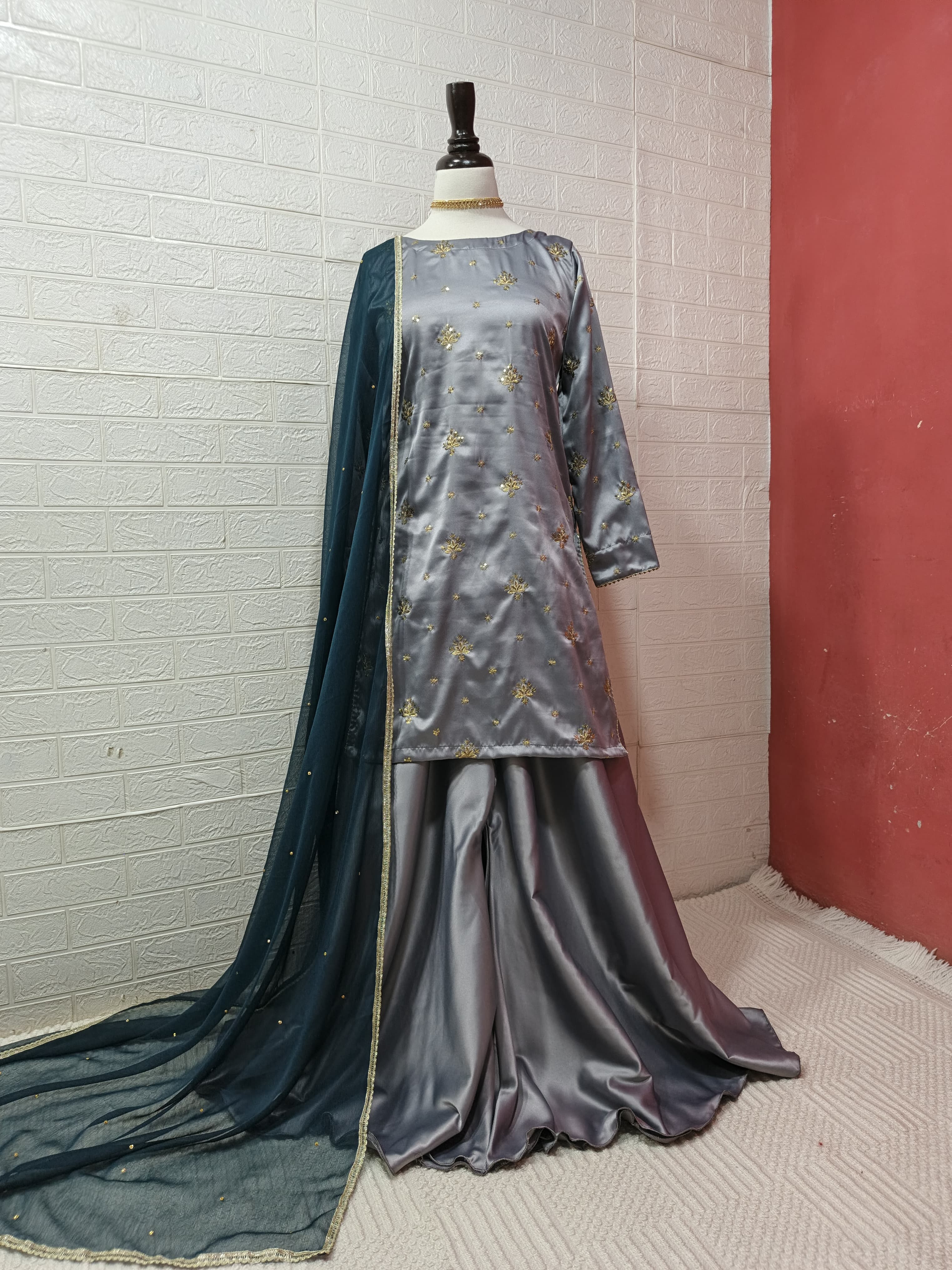 Gulnar - Stitched 3pc