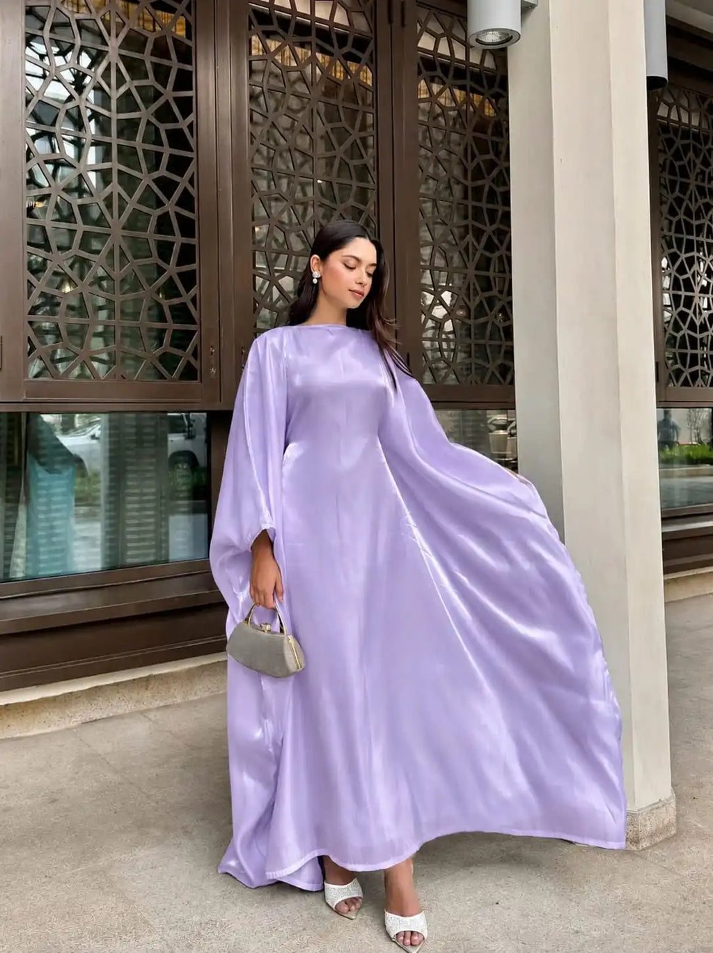 Luxury Rhinestone Arabic Kaftan – Sheesha Silk with Stone Work