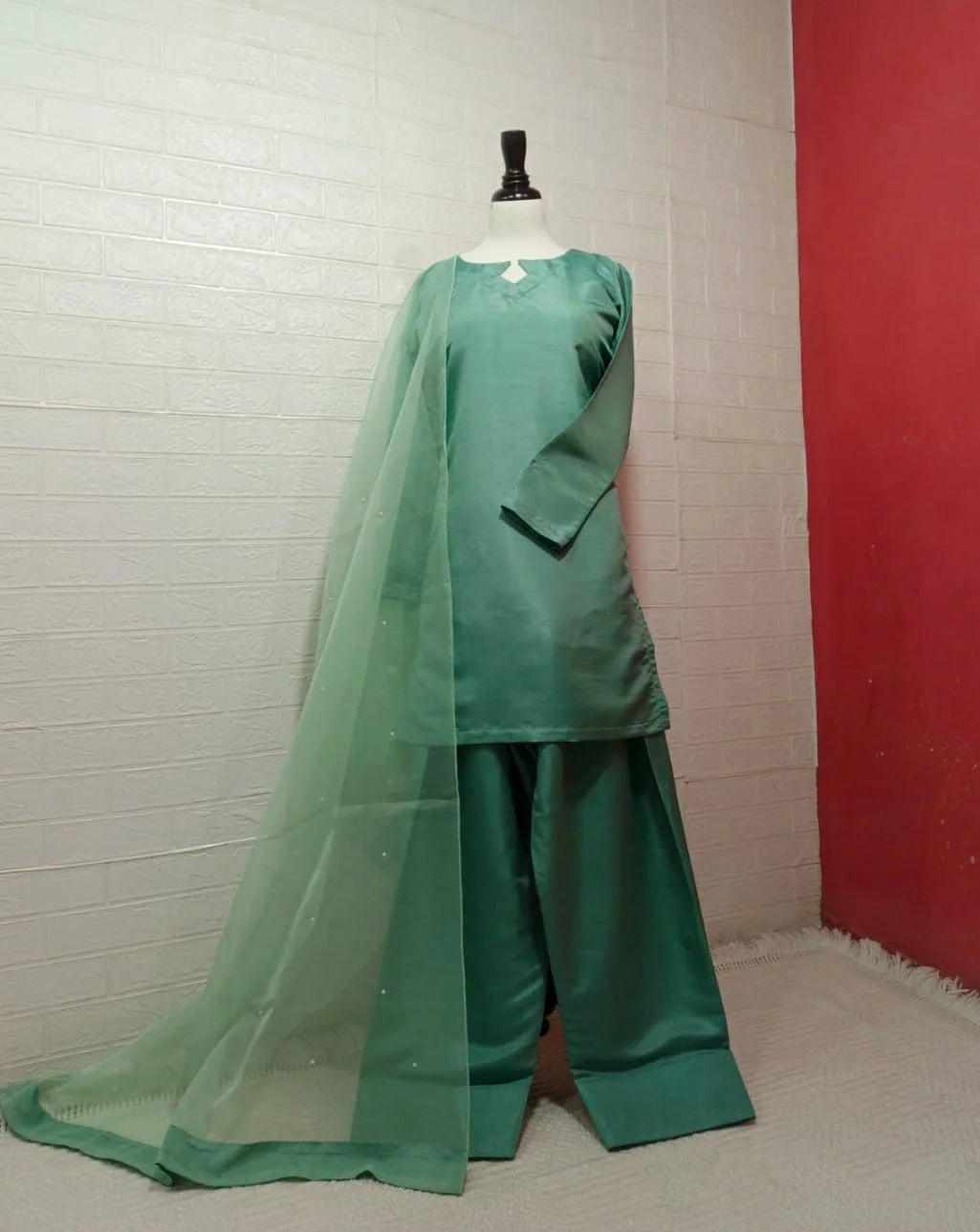 Farshi Shalwar with Pearl Dupatta - Stitched 3pc