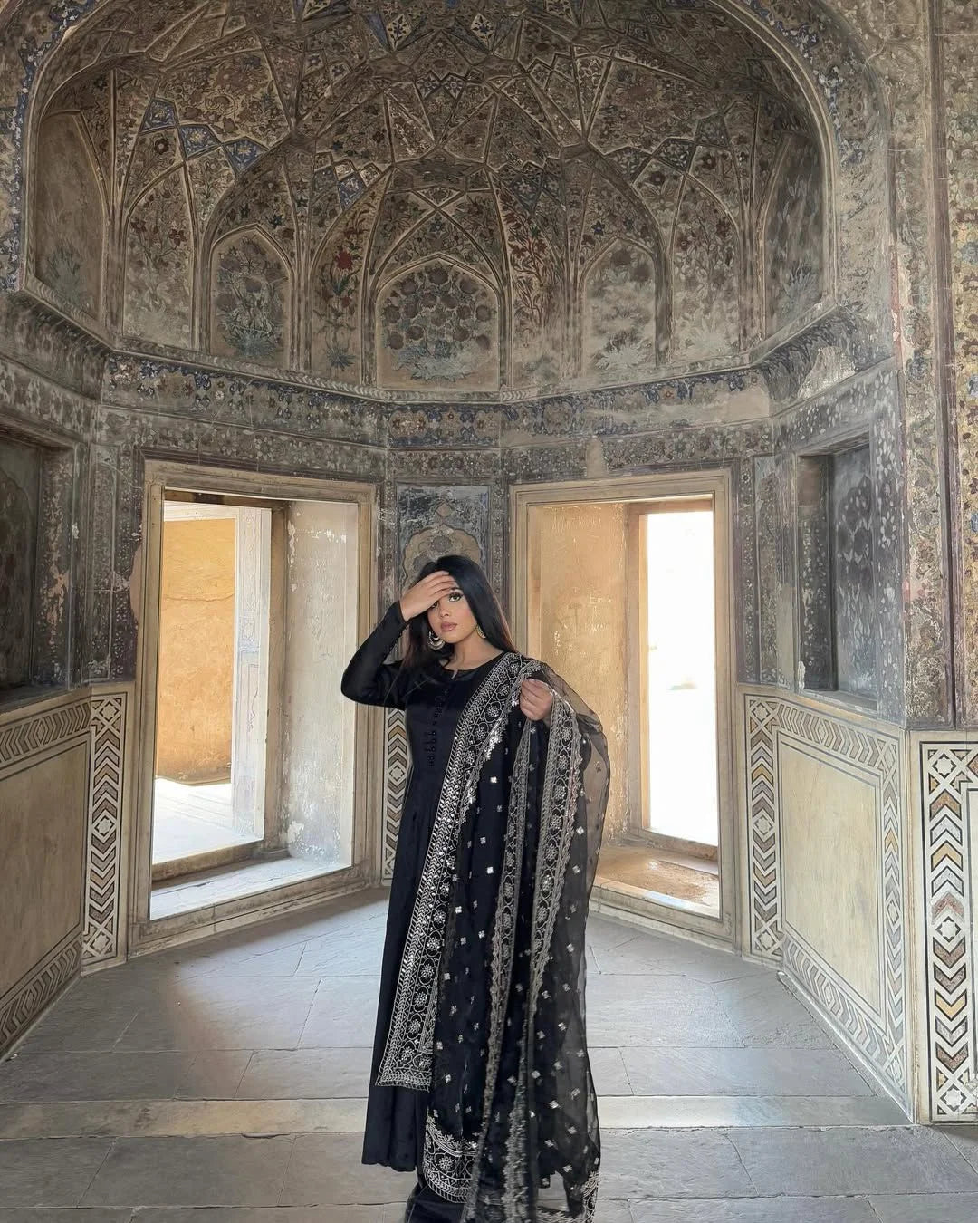 Noor e Mehfil With Organza Dupatta - Stitched 3pc