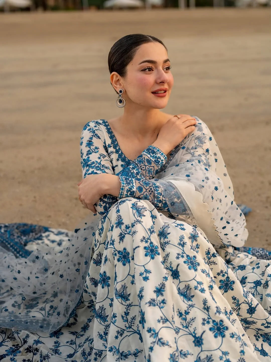 Hania Blue Floral Printed Maxi – 3PC Stitched