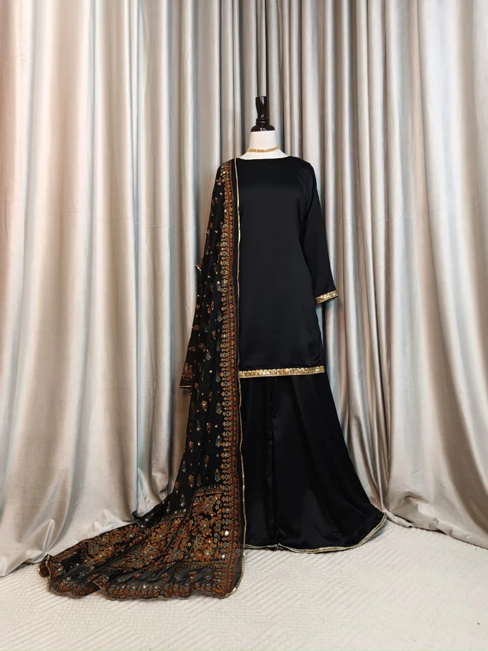 Vibin’ 3-Piece Sharara Set