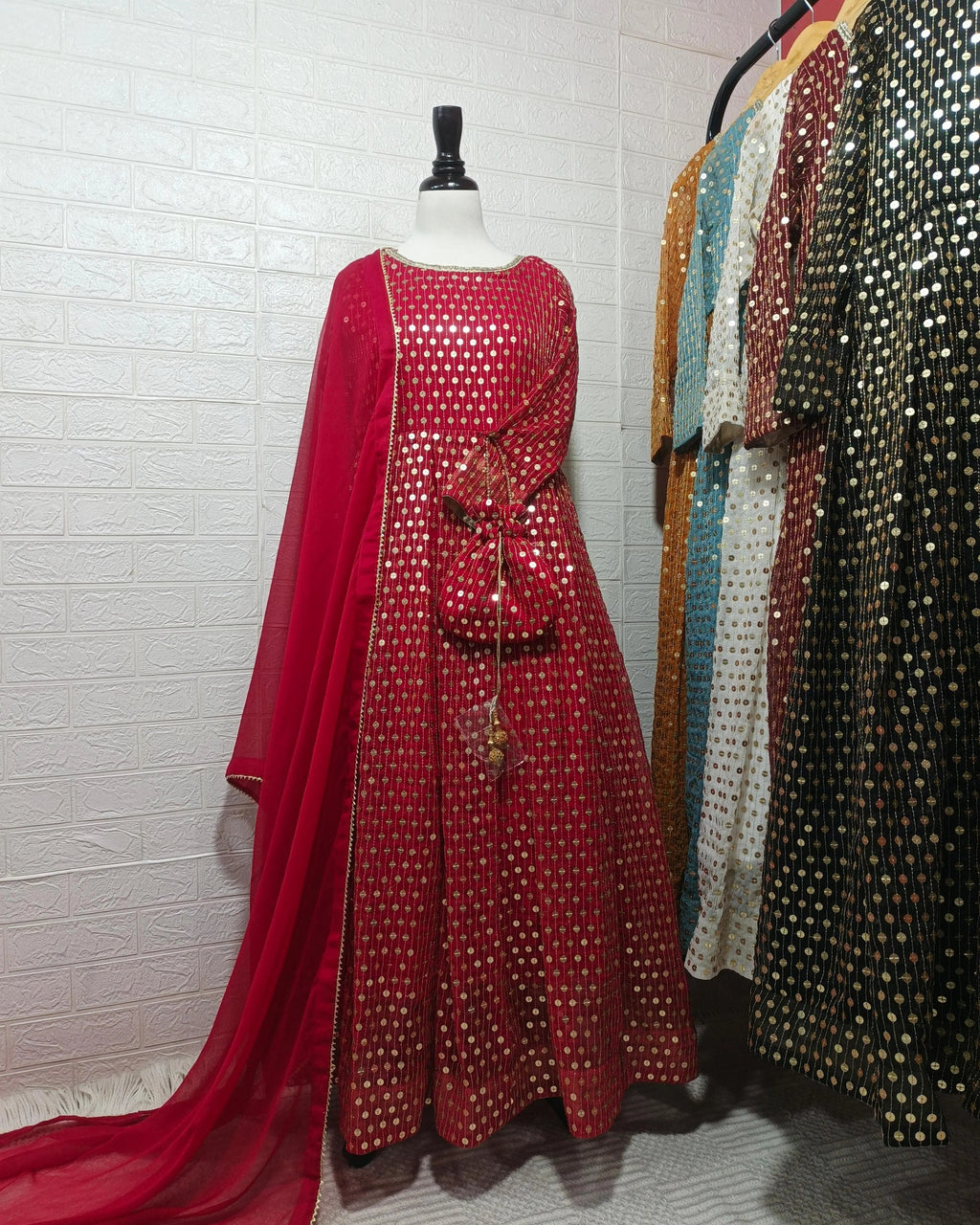 Noor e Naaz - Chiffon Maxi 3PC with Potli