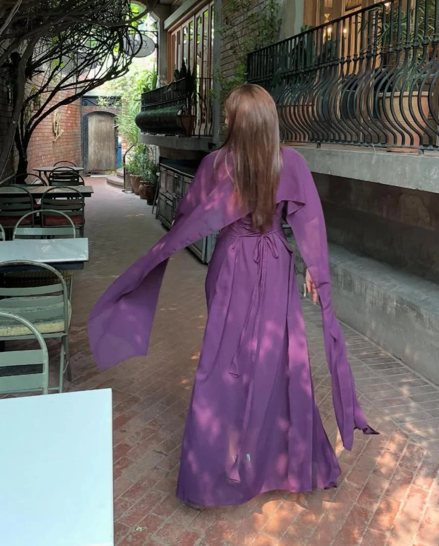 Cape Maxi – Elegant Chiffon Long Dress